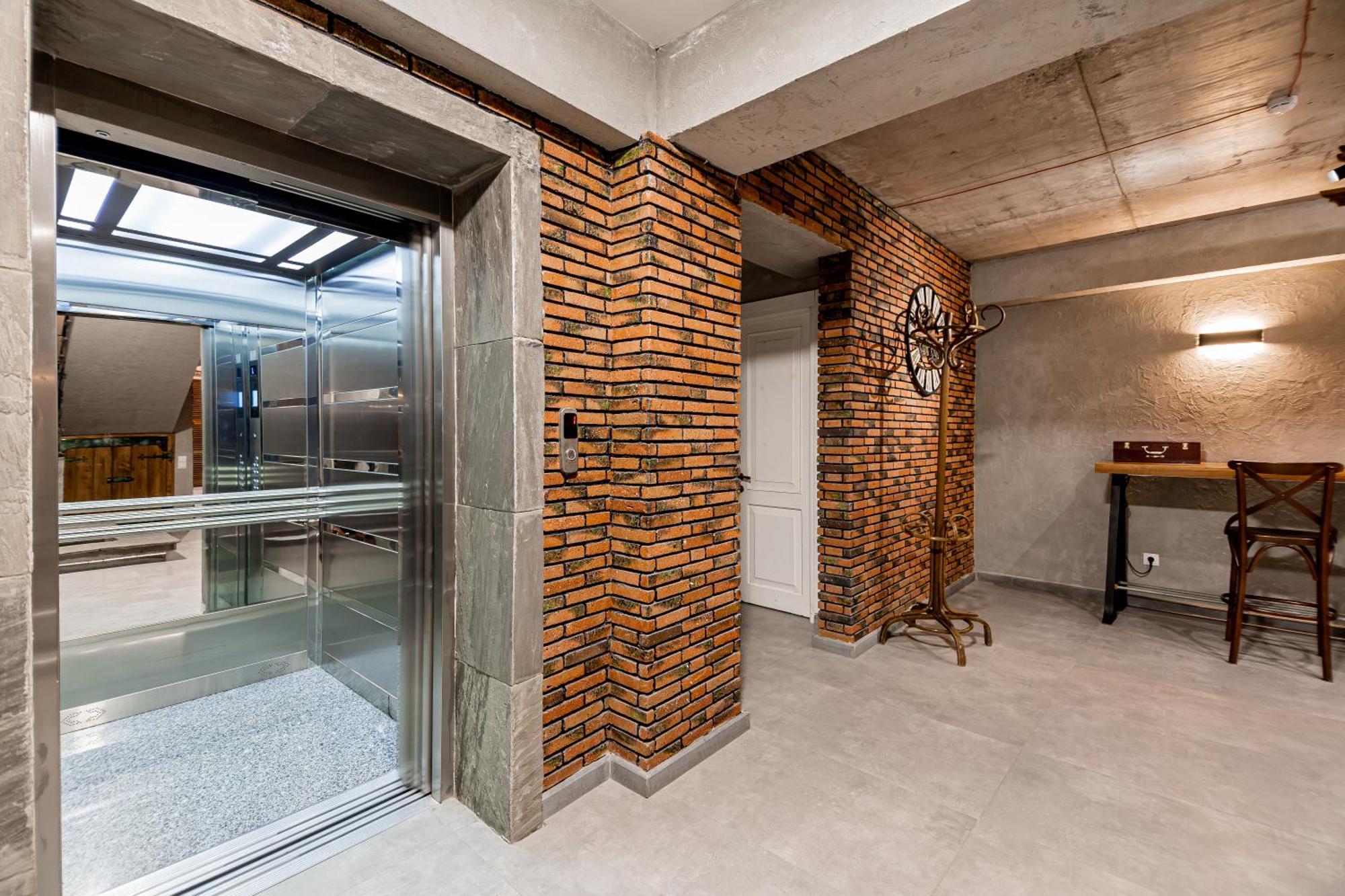 Ivy Hotel Tbilisi Exterior photo